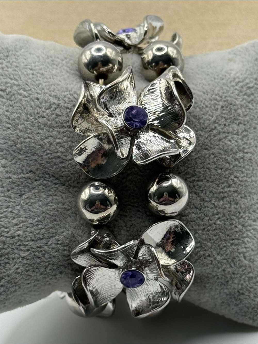 Silver Floral Beaded Stretch Bracelet with Purple Rhinestones Vintage